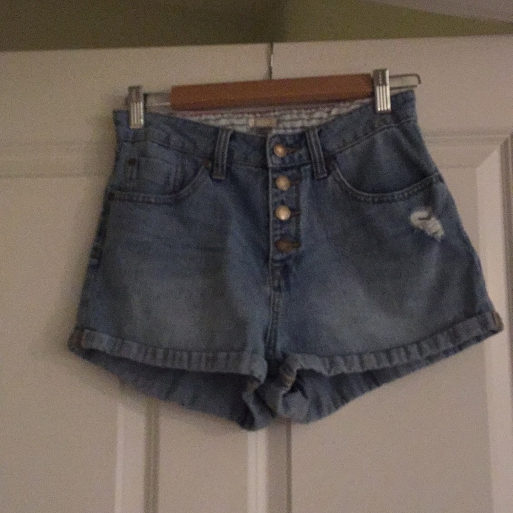 Roxy shorts size 27 - Brand New